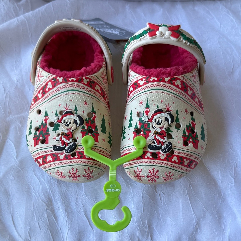 Disney Mickey Christmas Crocs Kids 8 Sherpa Lined   Unisex